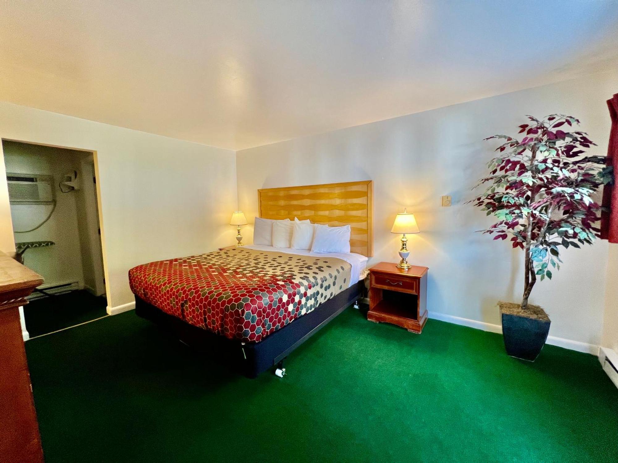Rodeway Inn & Suites Brunswick Near Hwy 1 Extérieur photo